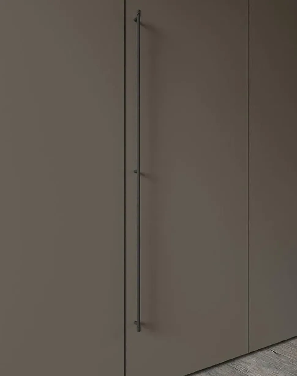 Armadio con ante battenti a prezzo scontato modello Battente di Mobilgam