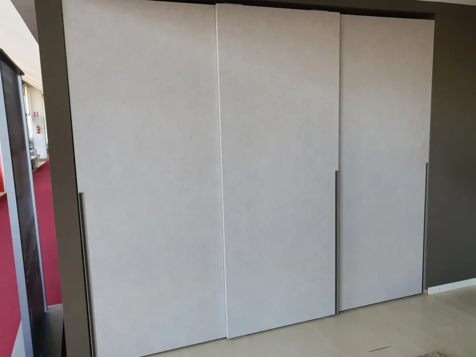 Armadio con ante scorrevoli Doris scontato del 40%