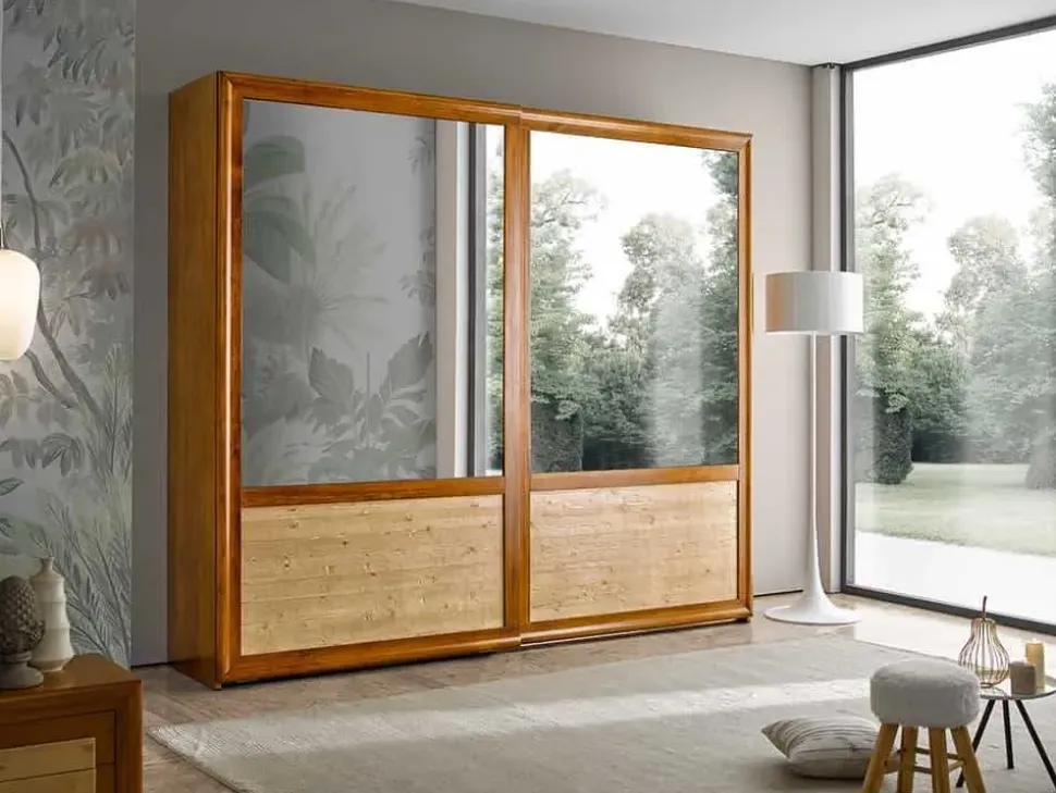 Armadio con ante scorrevoli, scontato del 40%. Design moderno ed elegante.