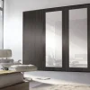 Armadio con ante scorrevoli moderno Armadio a 4 ante scorrevoli con specchi centrali ad incasso  della ditta elli in promo-sconto del 40% Fratelli elli a prezzo ribassato