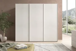 Armadio con ante scorrevoli modello Armadio a 3 ante scorrevoli laccato bianco opaco in promo-sconto del 50% scontato del 50%