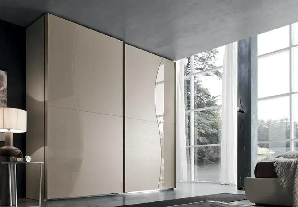 Armadio con ante scorrevoli moderno Twist Maronese a prezzo ribassato