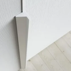 Armadio con ante scorrevoli a prezzo scontato modello Forma di Spagnol mobili