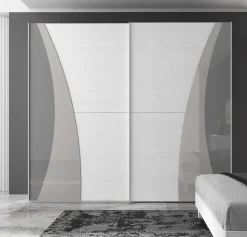 Armadio con ante scorrevoli modello Vela scontato del 51%