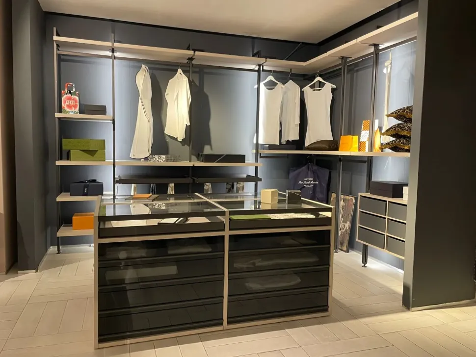 Armadio con cabina armadio moderno Virgo Mercantini a prezzo scontato