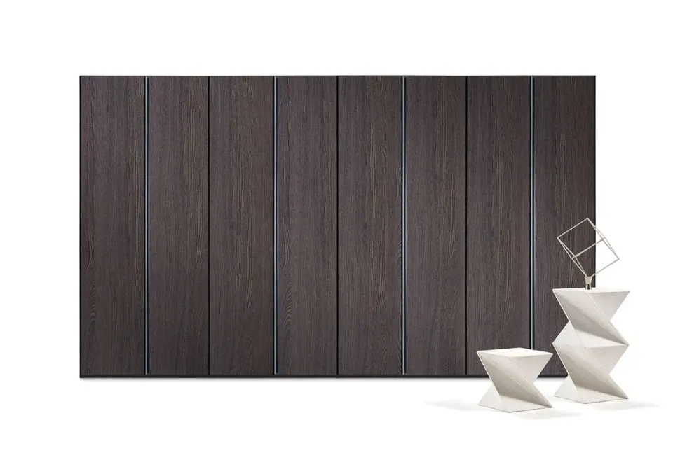 Armadio design con Sei ante modello Orchidea di Artigianale