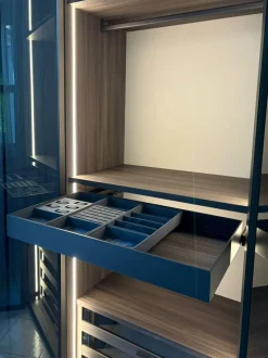 Armadio design Presa e molto Tagliabue mobili con uno sconto imperdibile