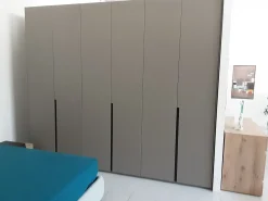 Armadio di Lema modello Next in laccato opaco con sconto -32%