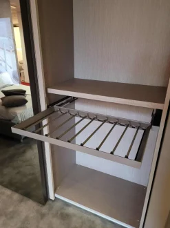 Armadio di Tomasella modello Vision 2021 in laminato materico con sconto -45%