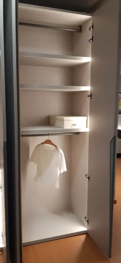 Armadio Drop di Tomasella A PREZZO SCONTATO 40%