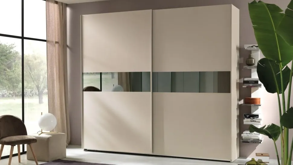 Armadio Gierre scontato 40%. 2 ante scorrevoli in laminato opaco. Mod. Dublino.