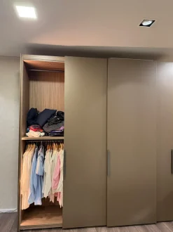 Armadio Gliss master Molteni & c a tre ante a prezzo scontato