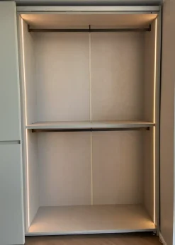 Armadio Horizontal Sangiacomo con ante scorrevoli SCONTATO a PREZZI OUTLET