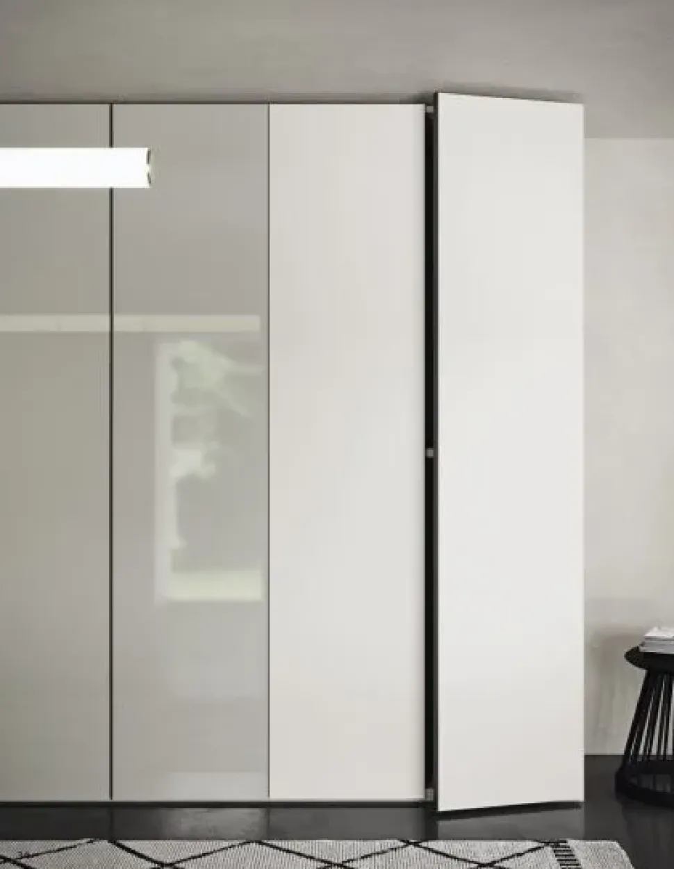 Armadio in laccato opaco Composizione b004 a marchio Villanova scontato -40%