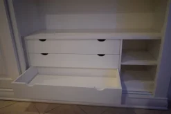 Armadio in legno Armadio quadrifoglio a marchio Collezione esclusiva scontato -40%