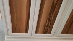 Armadio in legno Laurora a marchio Mobilificio bellutti scontato -61%