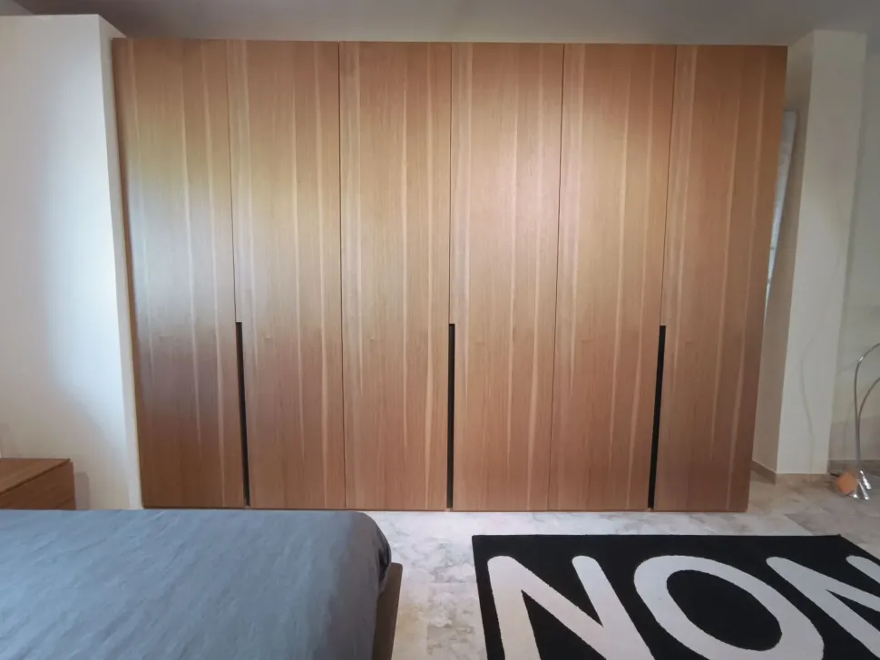 Armadio in legno Next a marchio Lema scontato -43%