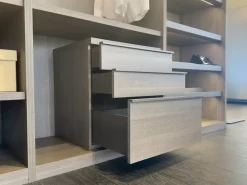 Armadio in legno Senzafine a marchio Poliform scontato -50%