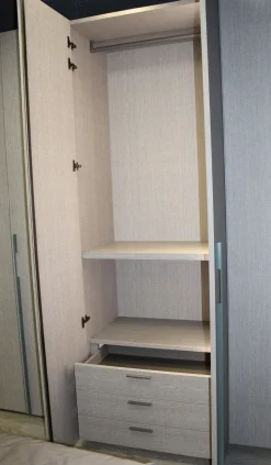 Armadio Leila Tomasella a cinque ante a prezzo scontato