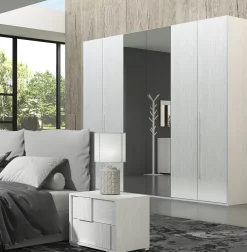 Armadio Mirror scontato del 51%. Ante battenti.