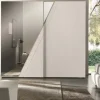 Armadio mod. Orizzonte con ante scorrevoli maxi in laccato opaco. Specchi in diagonale. 50% di sconto! Euro Design.