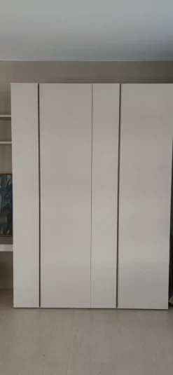 Armadio modello Golf due moduli di Colombini casa in laminato opaco