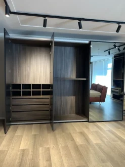 Armadio moderno Breccia Sangiacomo con un ribasso imperdibile