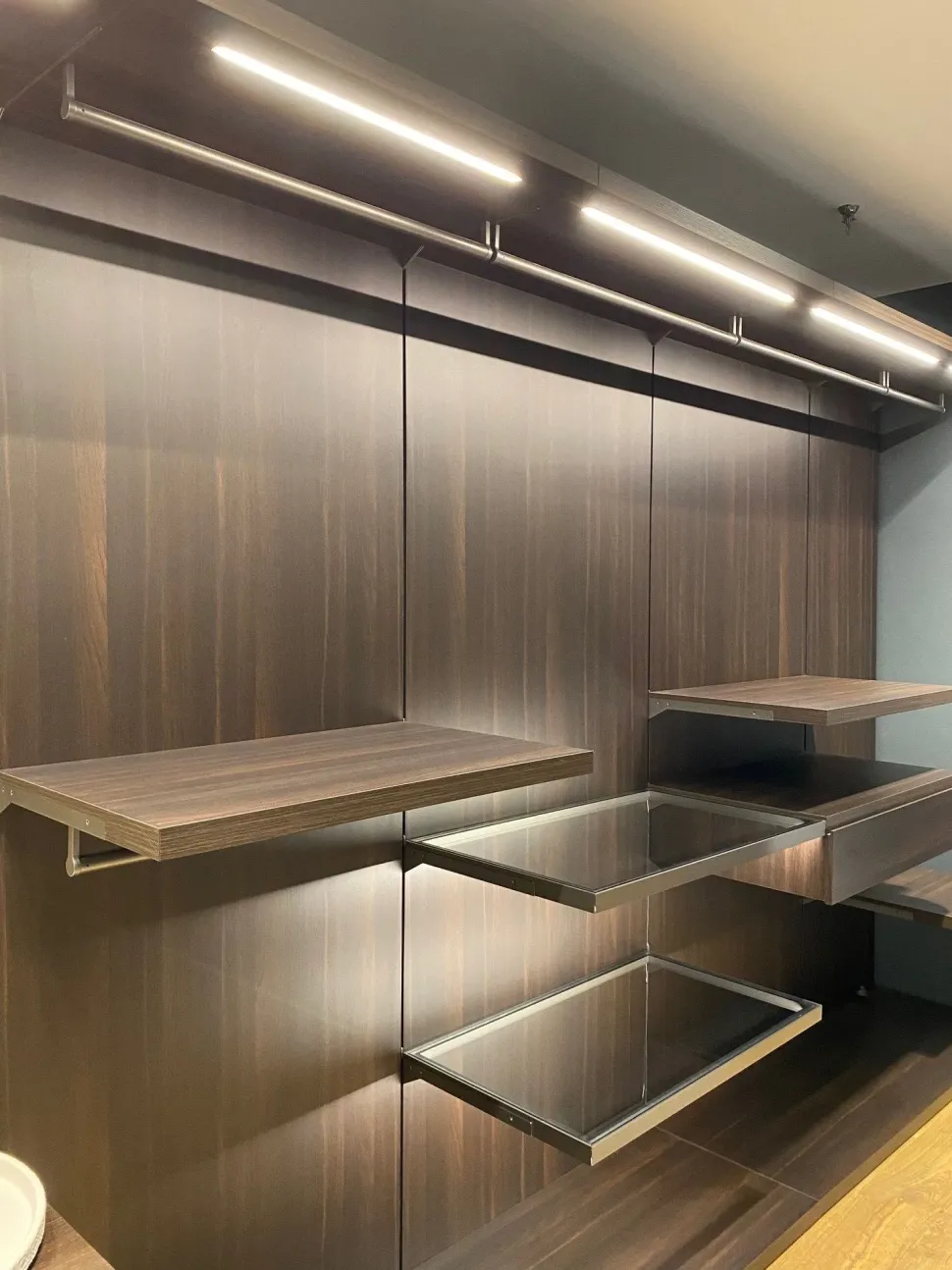 Armadio moderno Cabina di Pianca a PREZZO OUTLET -40%