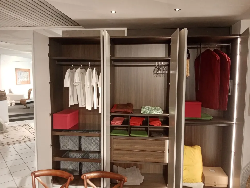 Armadio moderno Meg Presotto con un ribasso imperdibile