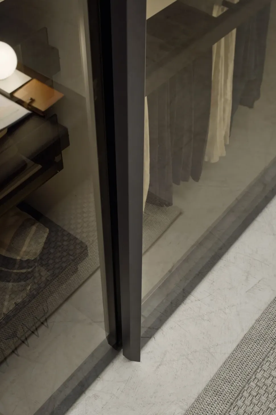 Armadio moderno 33 Orme con un ribasso imperdibile