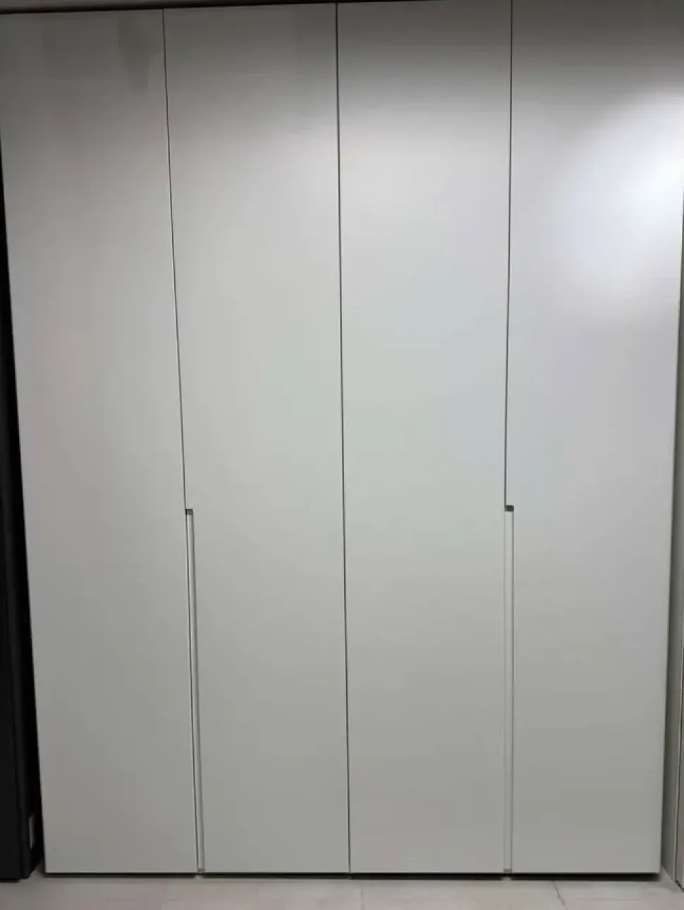 Armadio moderno Sila Tagliabue mobili con uno sconto imperdibile