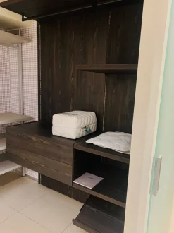 Armadio moderno System Dielle con un ribasso imperdibile