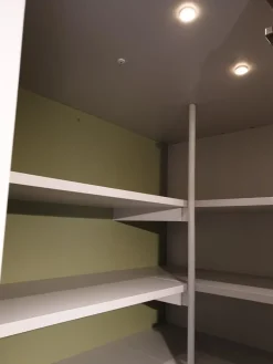 Armadio Nidi Battistella a due ante in Offerta Outlet