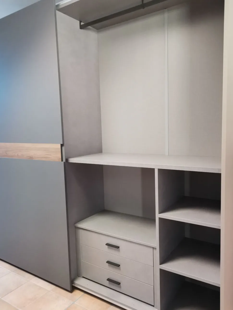 ARMADIO Partition di Mab in OFFERTA OUTLET