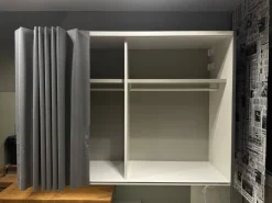 Armadio scontato 40% modello Et voila'  di Lago