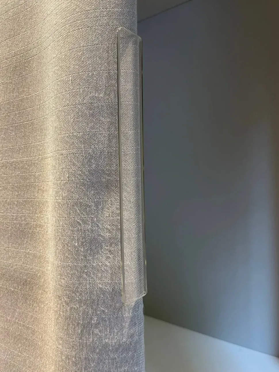 Armadio scontato 40% modello Et voila' di Lago