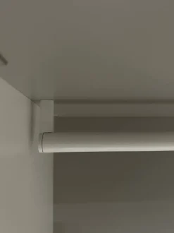 Armadio scontato 40% modello Et voila' di Lago