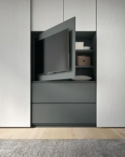 Armadio Scorrevole con vano tv di Mobilgam A PREZZO SCONTATO 25%