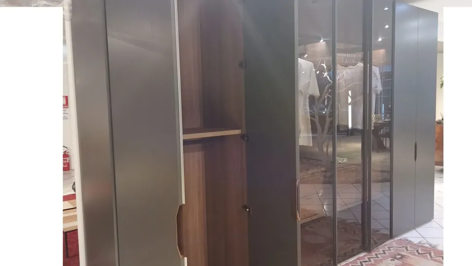 Armadio Tau Presotto con ante battenti SCONTATO a PREZZI OUTLET