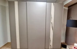 Armadio Terna Orme a tre ante a prezzo scontato