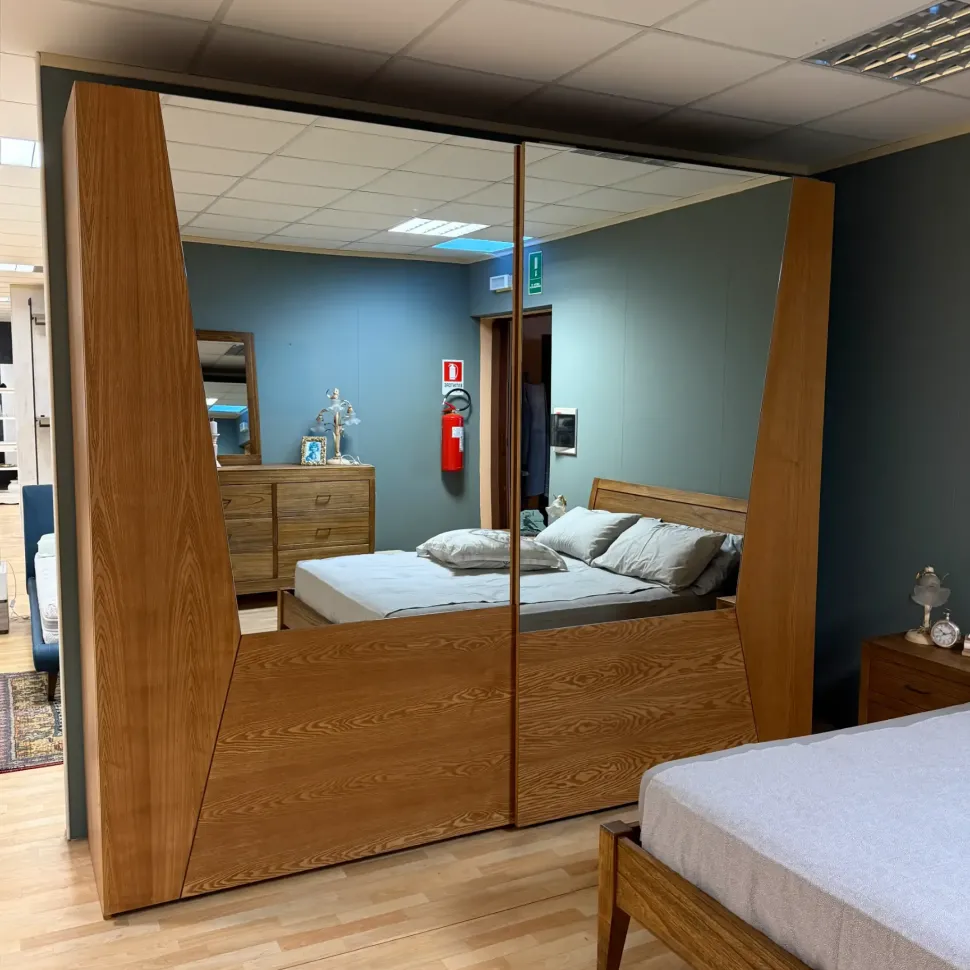 Armadio Thesis Artigianale a due ante in Offerta Outlet