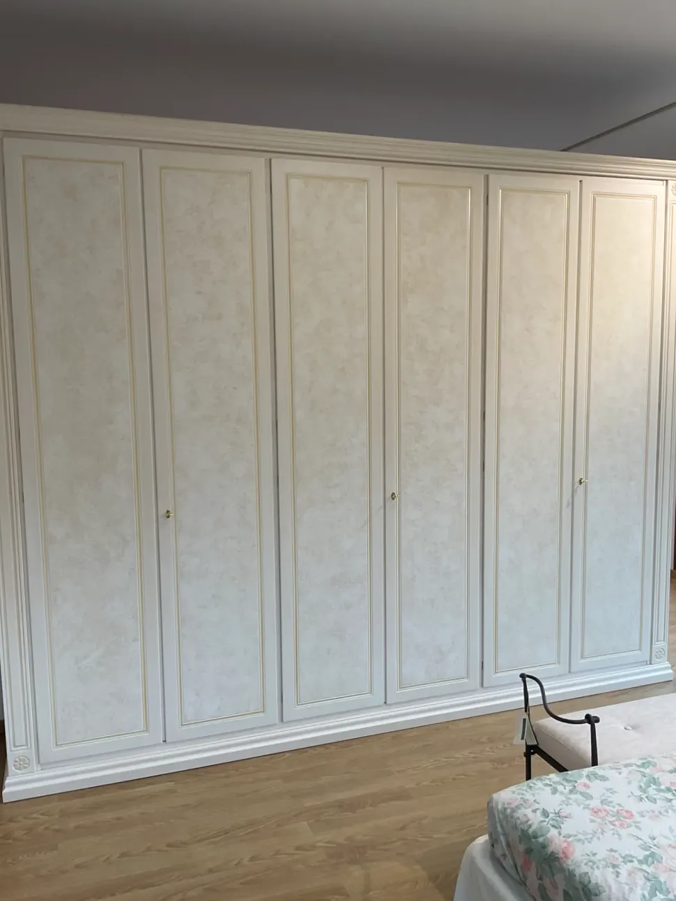 Armadio Tiepolo Benedetti a sei ante a prezzo scontato