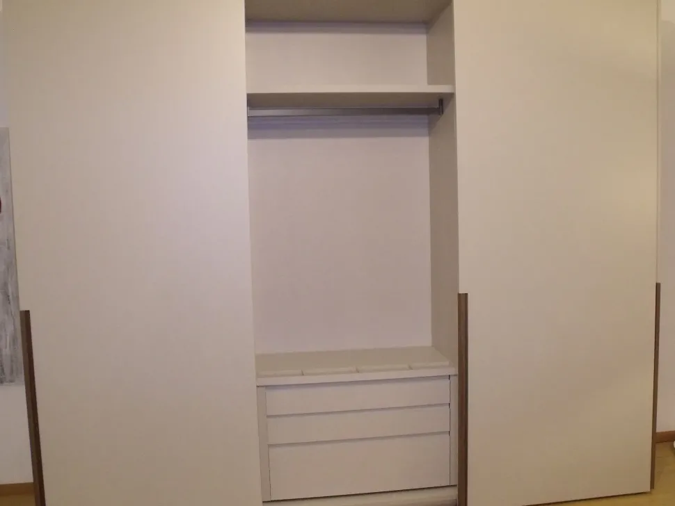 Armadio Tratto Sangiacomo con ante scorrevoli SCONTATO a PREZZI OUTLET