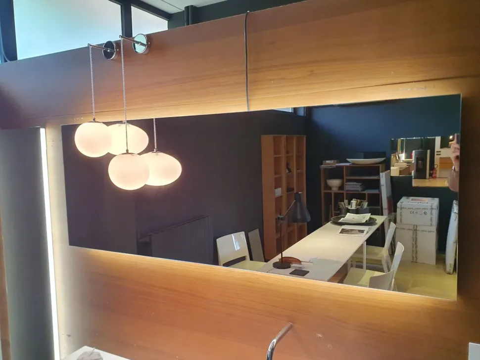 Arreda il tuo bagno con il mobile Falper e lo specchio in offerta! Affrettati!