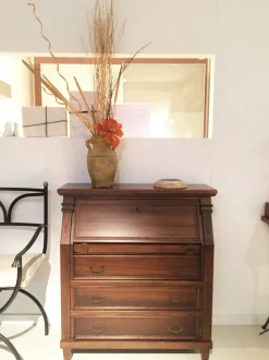 Arreda il tuo soggiorno con la Cassettiera madia di Betamobili a prezzo scontato!