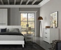 Arreda la tua camera con Kloe 12, collezione esclusiva in laminato a prezzo scontato!