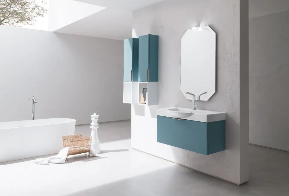 Arredamento bagno: mobile Artigianale Azzurro a prezzi convenienti
