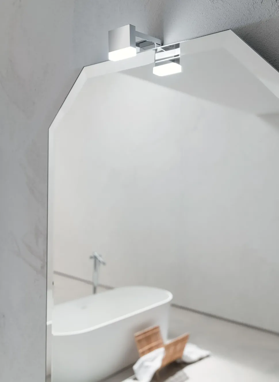 Arredamento bagno: mobile Artigianale Azzurro a prezzi convenienti