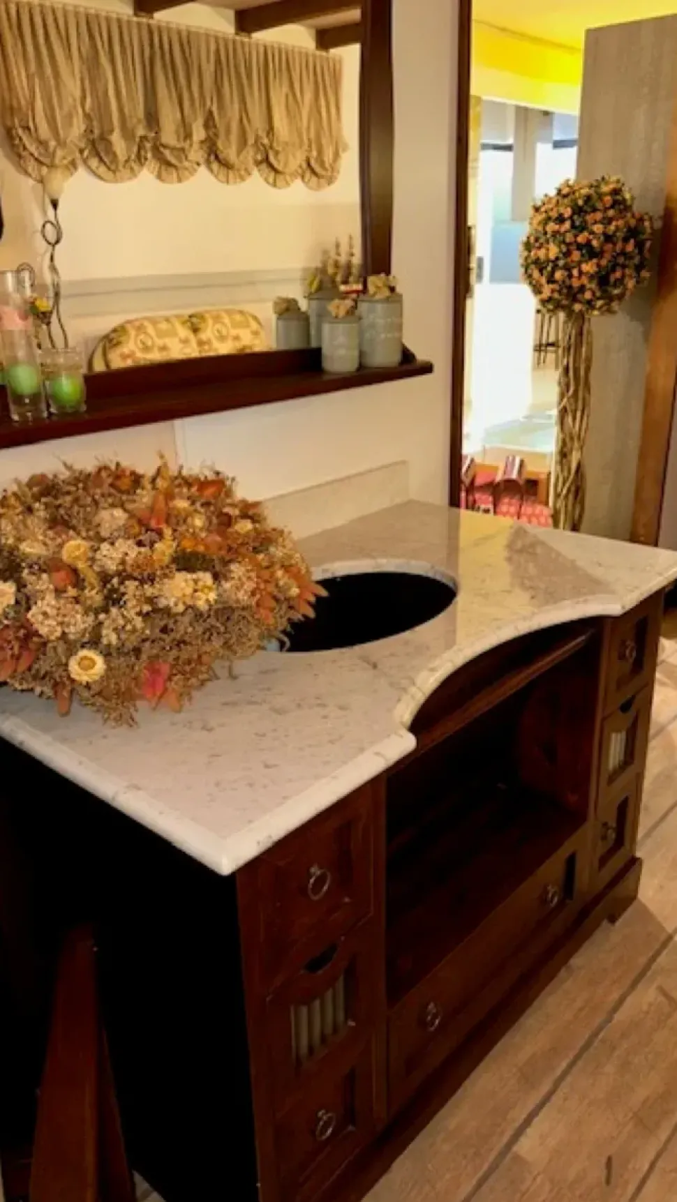 Arredamento bagno: mobile Artigianale Dolfi in Offerta Outlet