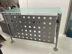 Bancone per reception modello Reception sero disegno in metallo ad un prezzo speciale